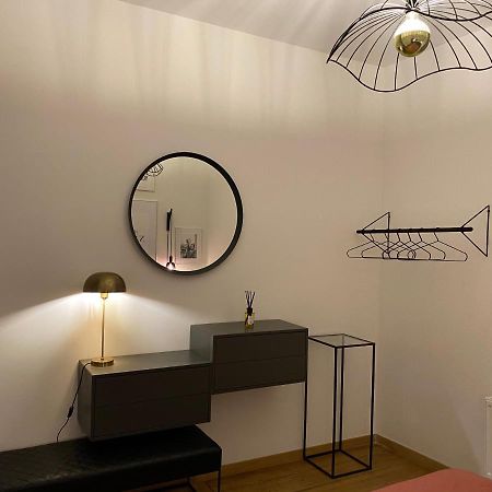 Cozy Apt W/ King Bed Great For Discovering Luik Buitenkant foto