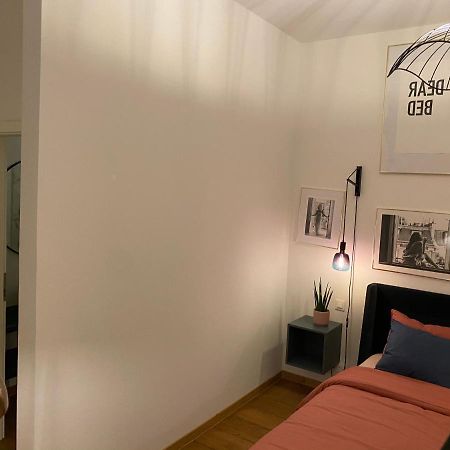 Cozy Apt W/ King Bed Great For Discovering Luik Buitenkant foto